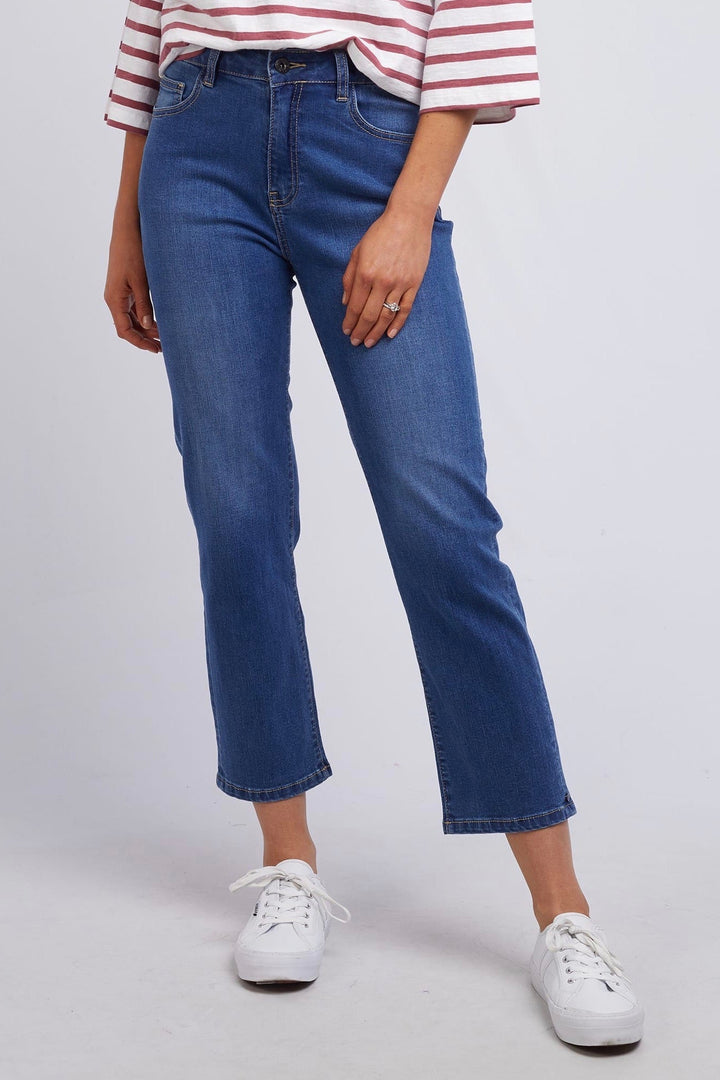 ADA STRAIGHT LEG JEAN  | WASHED BLUE DENIM